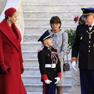 Zbog nove frizure futuristička haljina pala u drugi plan: Princeza Šarlin na Balu ruža pokazala koliko je moćna