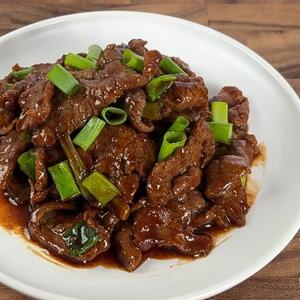 "Pretvaranje u pliš" je najveća tajna kineskih restorana: Zahvaljujući njoj je meso uvek mekano kao pamuk i sočno