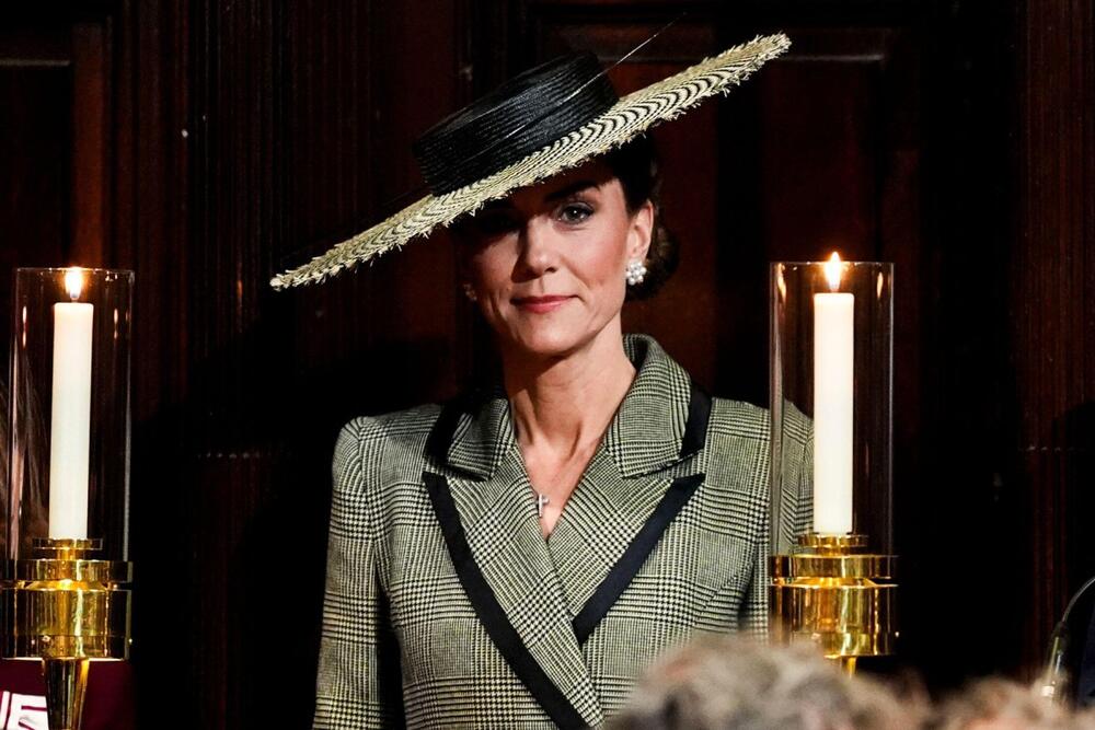 MOĆNA FRIZURA KEJT MIDLTON