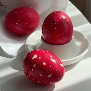 Magija na delu, rezultat će i vas i sve ostale raspametiti: Najjednostavnija tehnika najlepših uskršnjih jaja