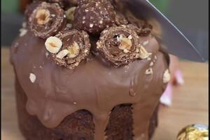 Najlepši uskršnji kolač iz kojeg curi fil: Čim ga vidite poželećete da ga probate, a onda lavina oduševljenja