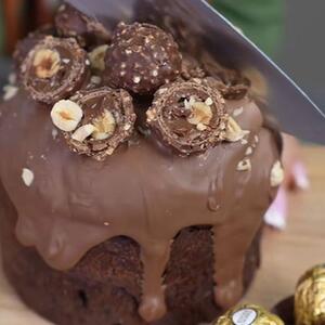 Najlepši uskršnji kolač iz kojeg curi fil: Čim ga vidite poželećete da ga probate, a onda lavina oduševljenja