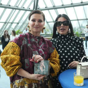 Dominacija crne, elegancija & moćni stajlinzi: Poznate Srpkinje opčinile na promociji albuma Nine Badrić