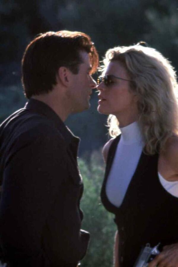 Burna ljubavna priča najzgodnijeg para 90-ih! Zvao je najlepšom ženom na svetu, 9 godina kasnije je usledio gadan razvod