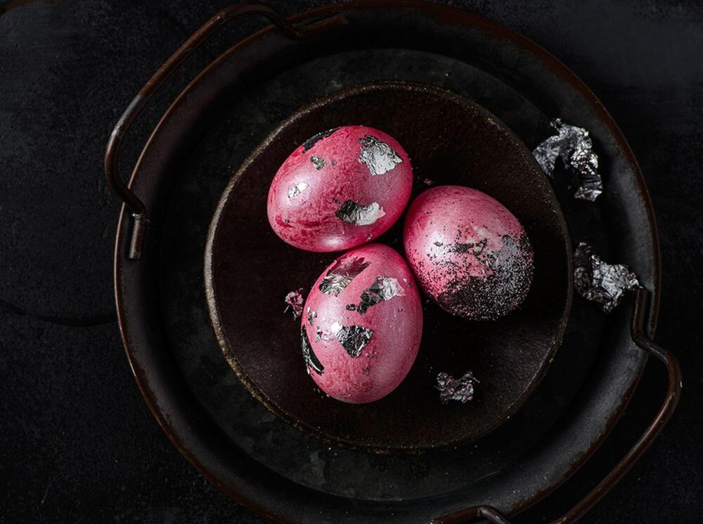 Roze-srebrna uskršnja jaja