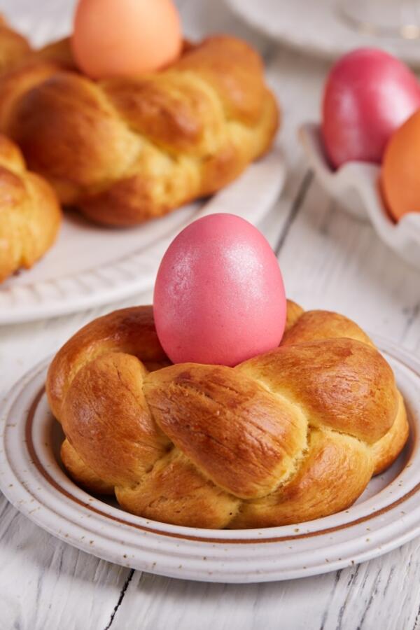 Najbolji recept za USKRŠNJE VENČIĆE: Spremaju se lako, uspevaju svima i čine vašu prazničnu trpezu čarobnom