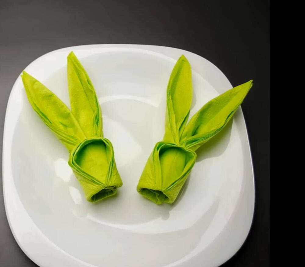 Pravljenje zeke od salveta