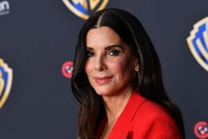 Tugu nosi sa sobom, ali nastavlja dalje: Sandra Bulok se vratila na crveni tepih, otvorila Instagram i napravila "bum"