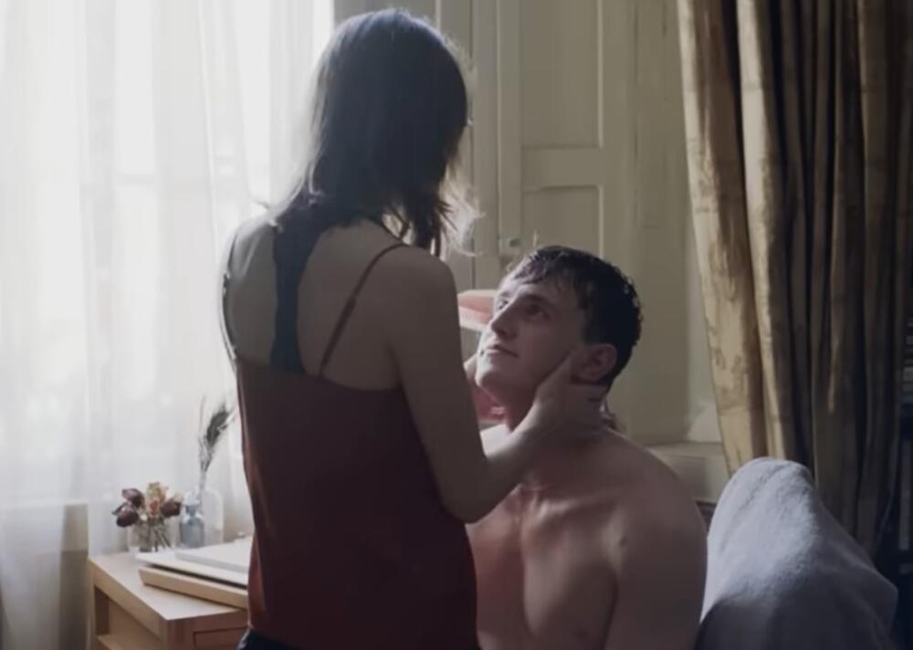 Dejzi Edgar-Džouns i Pol Meskal u seriji 'Normalni ljudi'