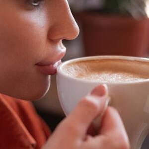 Senzualni, moćni, zavodljivi: Parfemi s mirisom kafe su čarolija u bočici, a ovih pet je neprevaziđeno