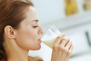 Šta (ne) jesti u menopauzi? Uz ova pravila ćete lakše smršati, ublažiti simptome i smanjiti rizik od osteoporoze