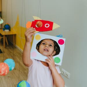 Tako će izrasti u otporne, jake ličnosti: 10 zabavnih igara koje jačaju samopouzdanje kod dece