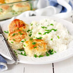 Najukusniji ručak gotov za 15 minuta: Kašikare sa tikvicama i belim mesom su san snova i od danas vaš omiljeni recept