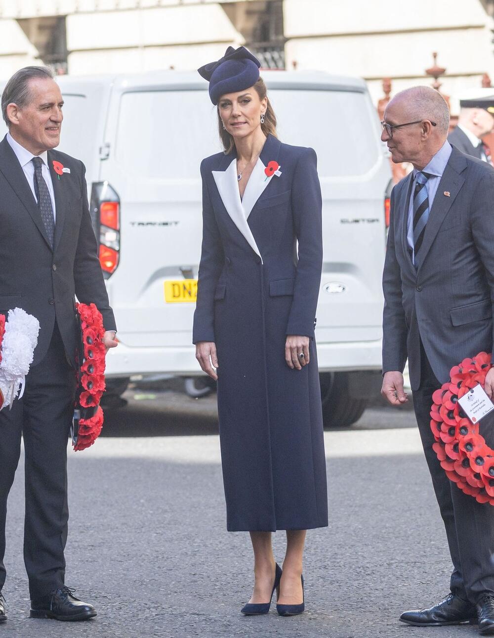 <p>Princeza od Velsa pojavila se juče na obežavanju Dana Anzaka, a kombinacija koju je ponela bila je po mnogim karakteristika jedna od najlepših koje smo videli.</p>