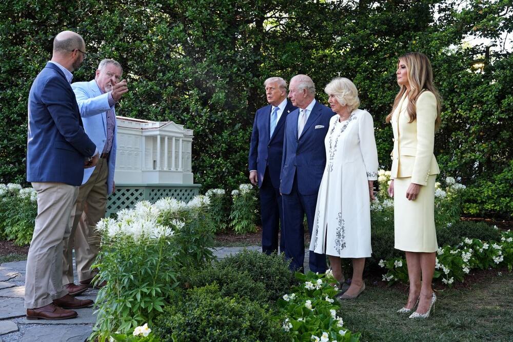 MELANIJA I DONALD SU DOČEKALI KRALJICU I KRALJA U SAD-U