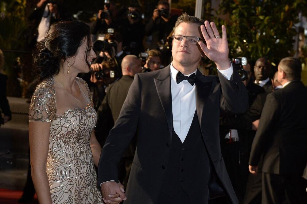 MET DEJMON SA SUPRUGOM ODUŠEVIO NA CRVENOM TEPIHU 