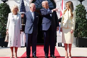 Moda kao poruka moći, sve je jasno: Šta su Melanija Tramp i kraljica Kamila poručile stajlinzima u Beloj kući?