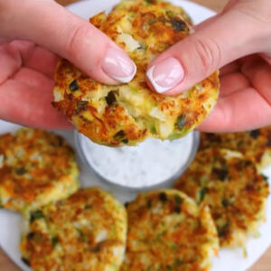 Pljeskavice od tikvica koje se jedu za doručak, ručak i večeru! Recept za brzo jelo koje će obožavati svi ukućani