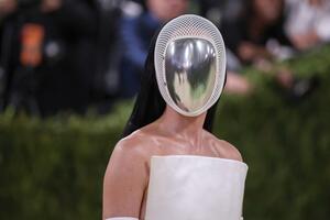 Sve tajne maske Keti Peri s Met gale: Iza detalja o kom priča ceo svet stoji &ndash; Srbin kog zvezde obožavaju!