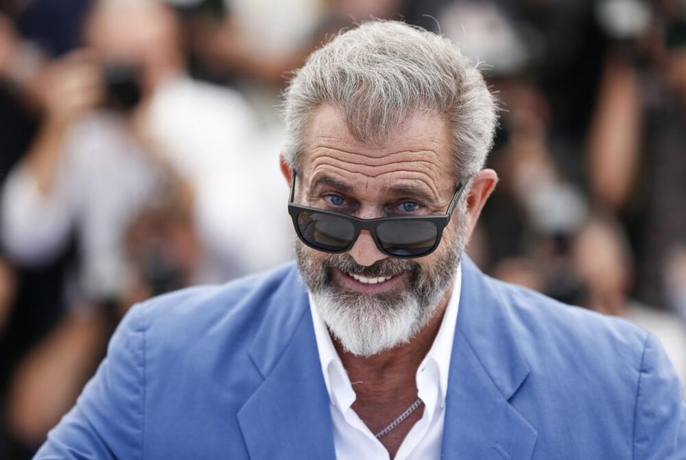 MEL GIBSON IMA NOVU DEVOJKU 