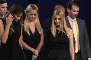 "Dijagnostifikovan mi je rak dojke": Stižu loše vesti iz porodice Tramp i Ivanka je tu da bude najveća podrška