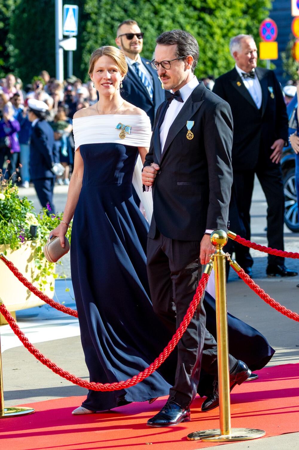 Princeza Danica i princ Filip na koncertu u Švedskoj kraljevskoj operi organizovanom u čast 'zlatnoj svadbi' kralja Karla XVI Gustafa i kraljica Silvije od Švedske