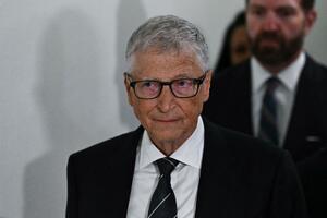 Uhodio ga, otkrivao neverstva, pa ga ucenjivao: Bil Gejt u svedočenju otkrio sve o odnosu koji je imao sa Epstajnom