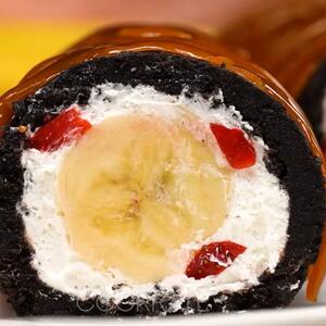 Recept za najlepši voćni rolat bez pečenja! Svi će vam tražiti repete: Brzi slatkiš idealan za bilo koju posebnu priliku