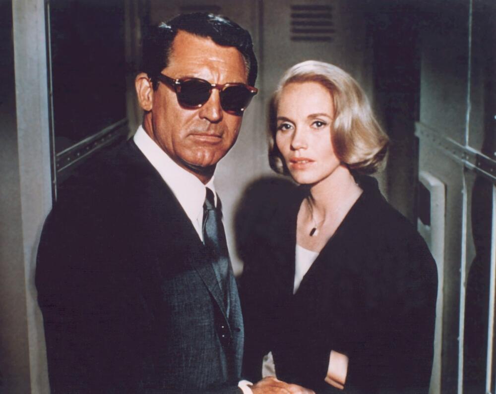 Keri Grant i Eva Mari Sejnt u filmu 'North by northwest' 