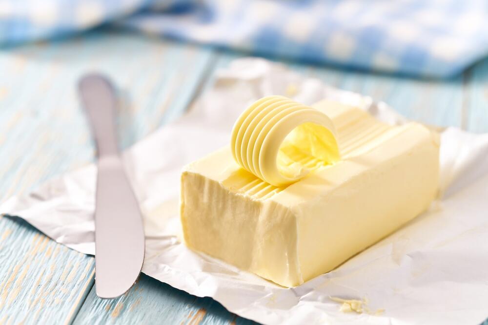 Frižider ili na sobnoj temperaturi: gde je najbolje čuvati maslac?