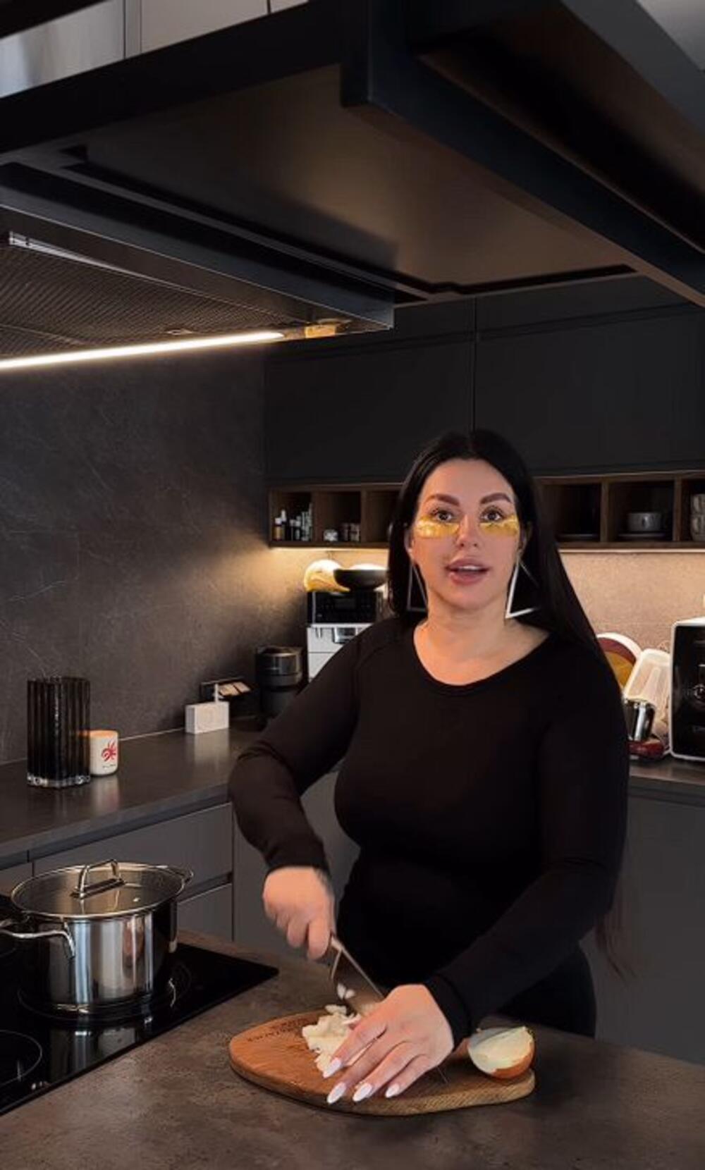 Tamna kuhinja Seke Aleksić
