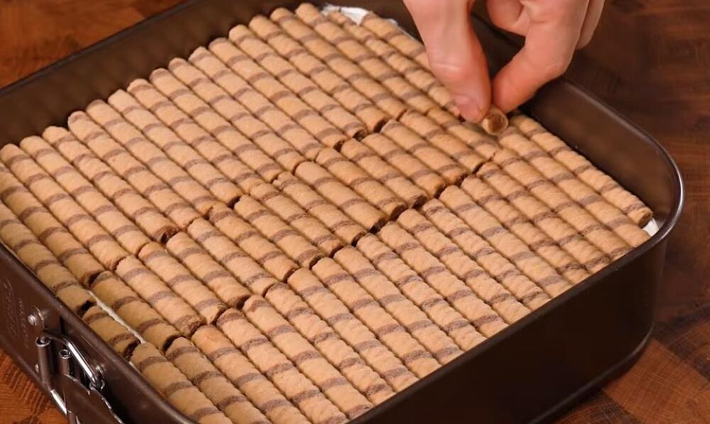 Torta sa piškotama i rolerima, priprema