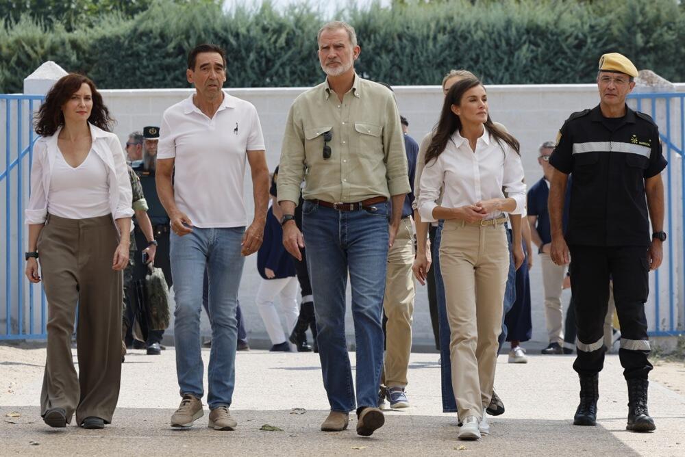 Španska kraljica Leticija i kralj Felipe VI posetili su građane Španije pogođene šumskim požarima