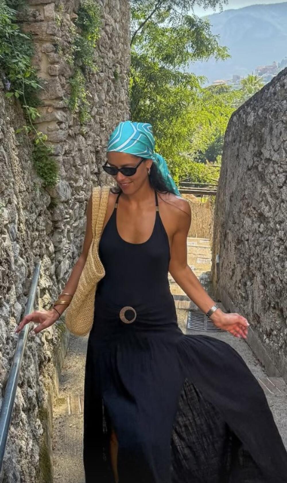 Ana Ivanović tokom šetnje Ravelom