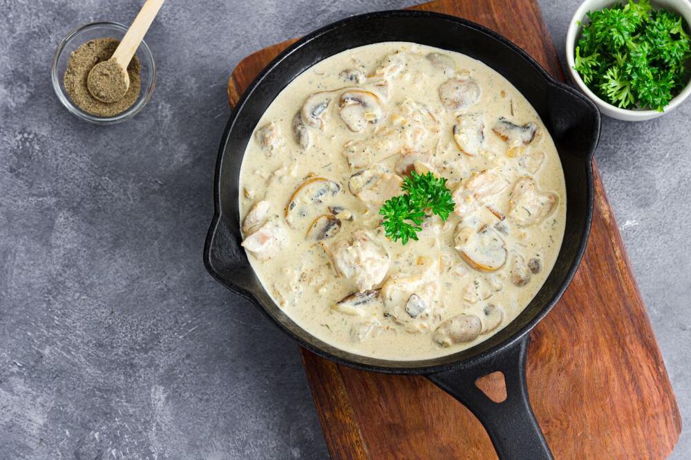 Recept za kremastu piletinu sa pečurkama