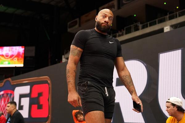"Ja sam žena, biću nezaustavljiva": Bivši NBA košarkaš želi da igra u ženskoj ligi i preti tužbom za diskriminaciju