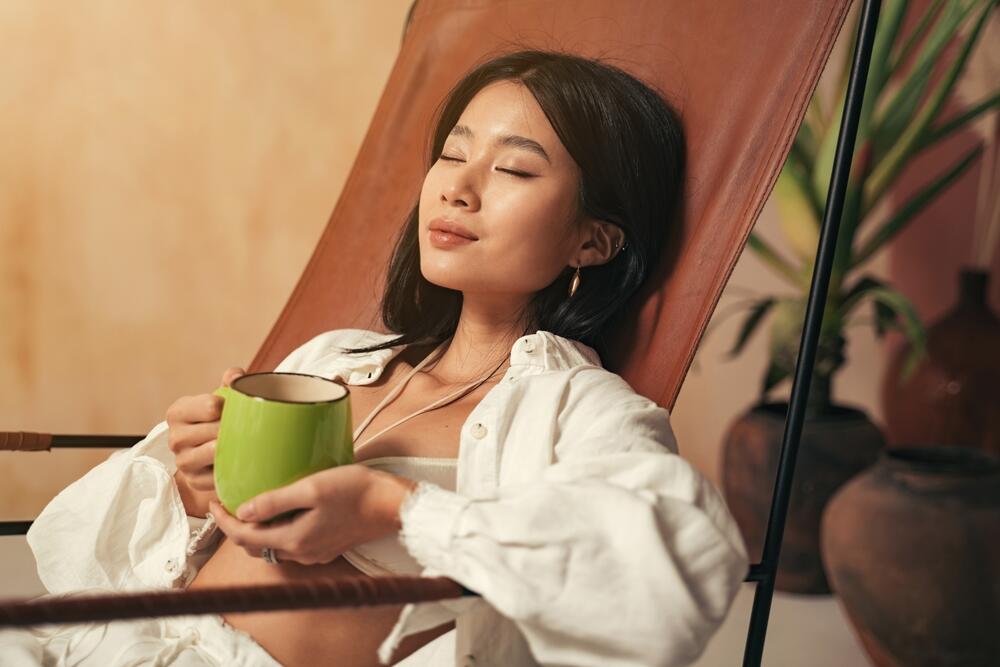 Korejski retinol čaj je popularan biljni napitak koji ne sadrži pravi retinol, već je bogat antioksidansima i prekursorima vitamina A poput beta-karotena.