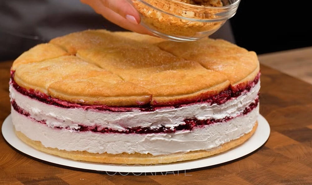 Torta sa lisnatim testom