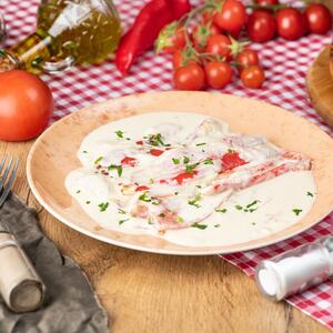 Najlaganija letnja salata od 2 sastojka: Južnjački ukus koji krepi telo i savršeno ide uz svako jelo od mesa