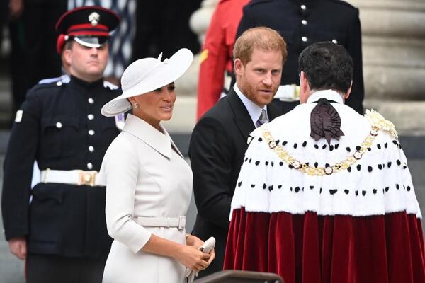 Princ Hari i Megan Markl se vraćaju u Britaniju! Otkriven razlog ove šokantne odluke