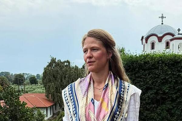 I za šetnju plažom i za večernji izlazak: Princeza Danica je pronašla letnju haljinu za baš sve prilike