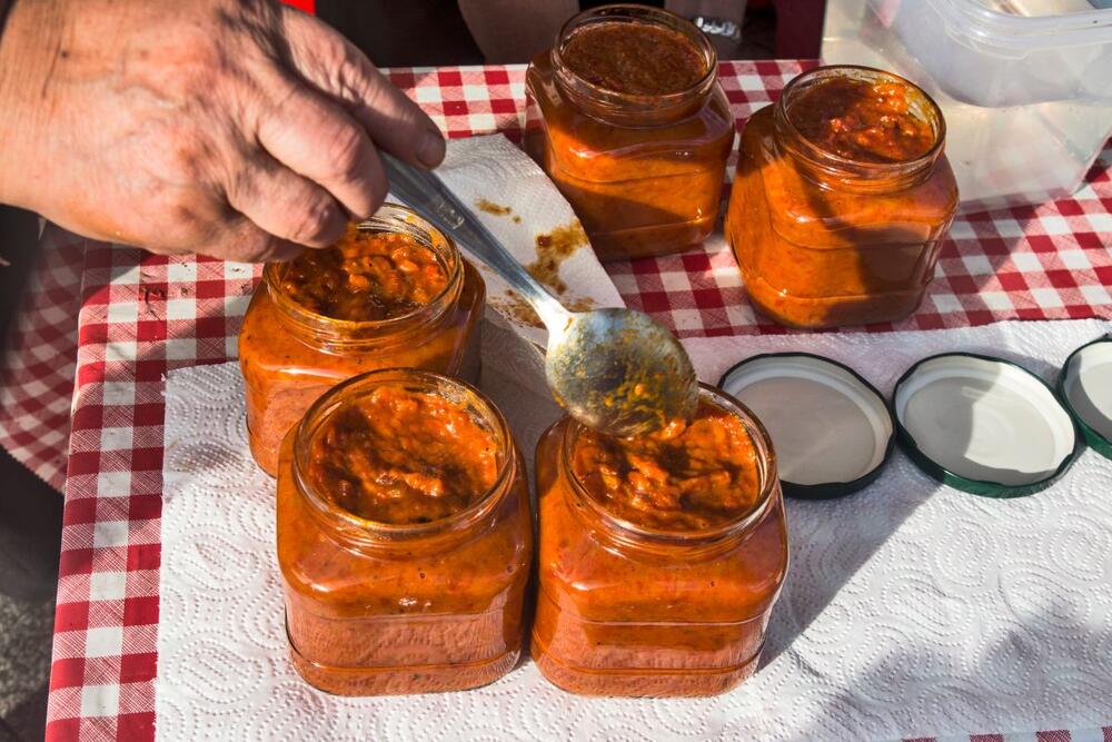 AJVAR PO STARINSKOM RECEPTU 