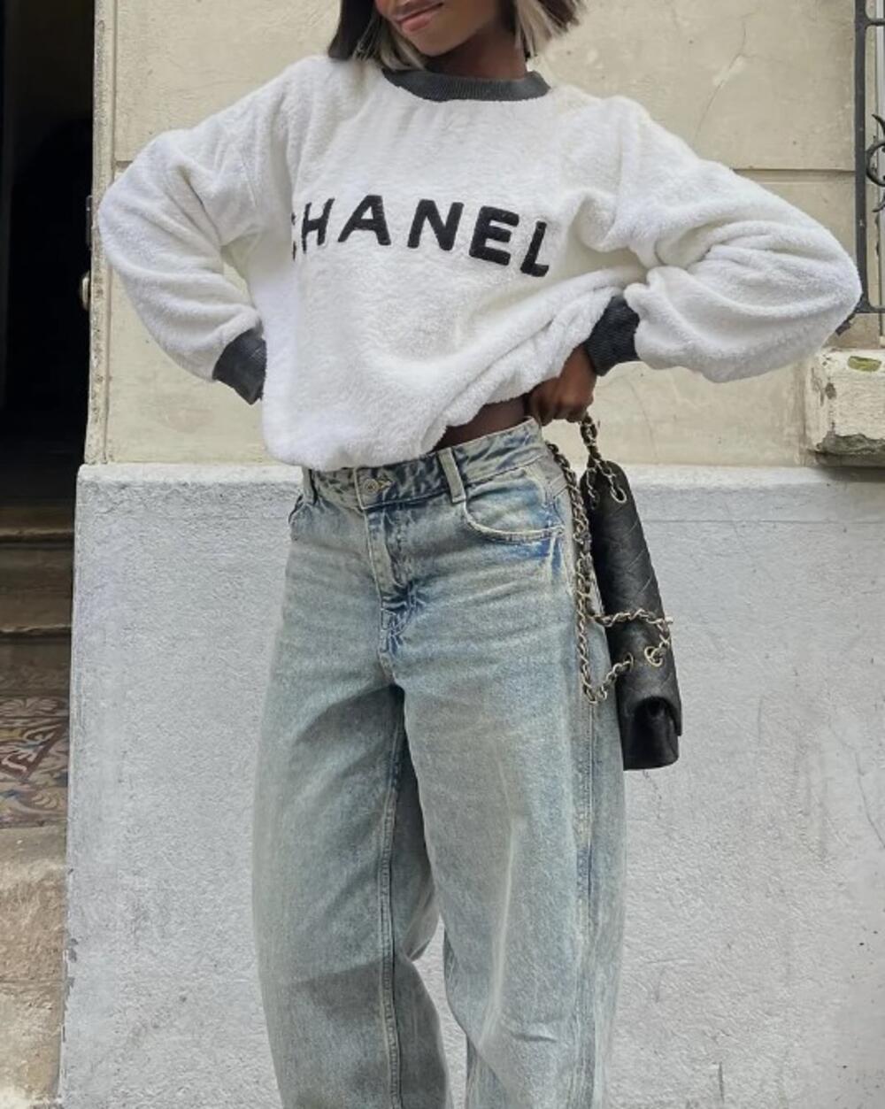 Farmerke uz Chanel duks