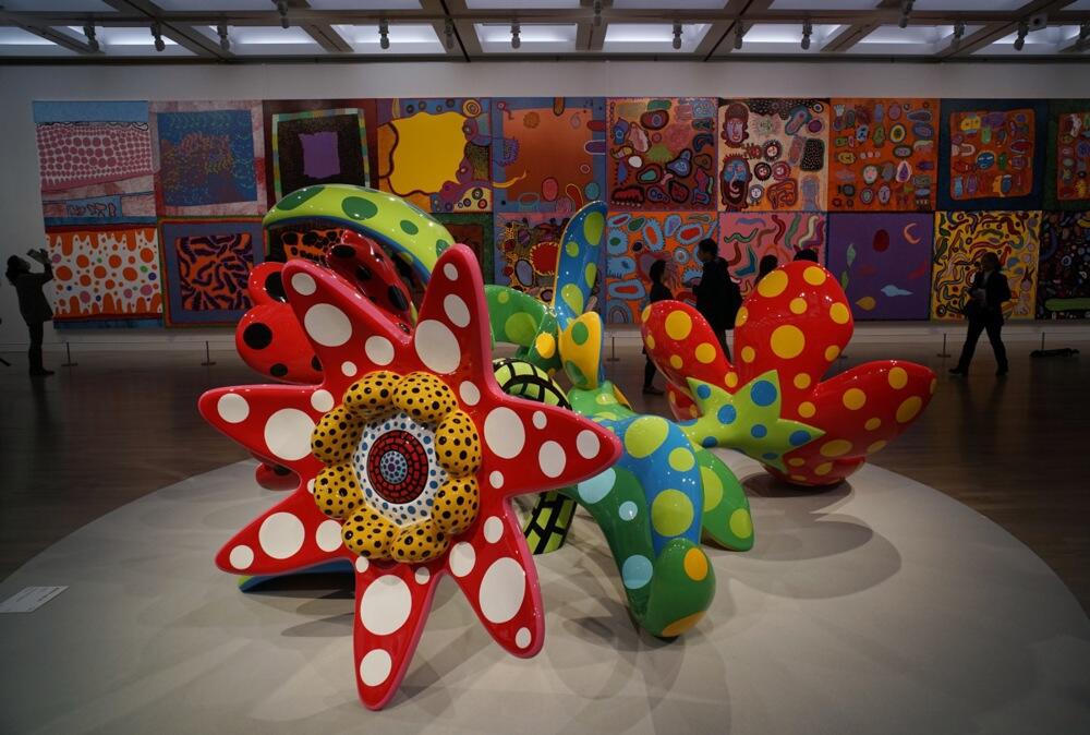 Preminula japanska umetnica Jajoi Kusama
