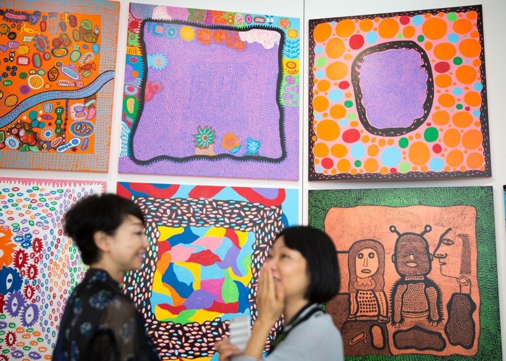 Preminula japanska umetnica Jajoi Kusama