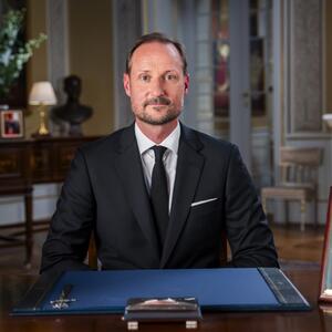 Nije bio srećan što je princ, voli ženu od koje bi drugi plemići pobegli: Novi norveški kralj nije kao ostali vladari