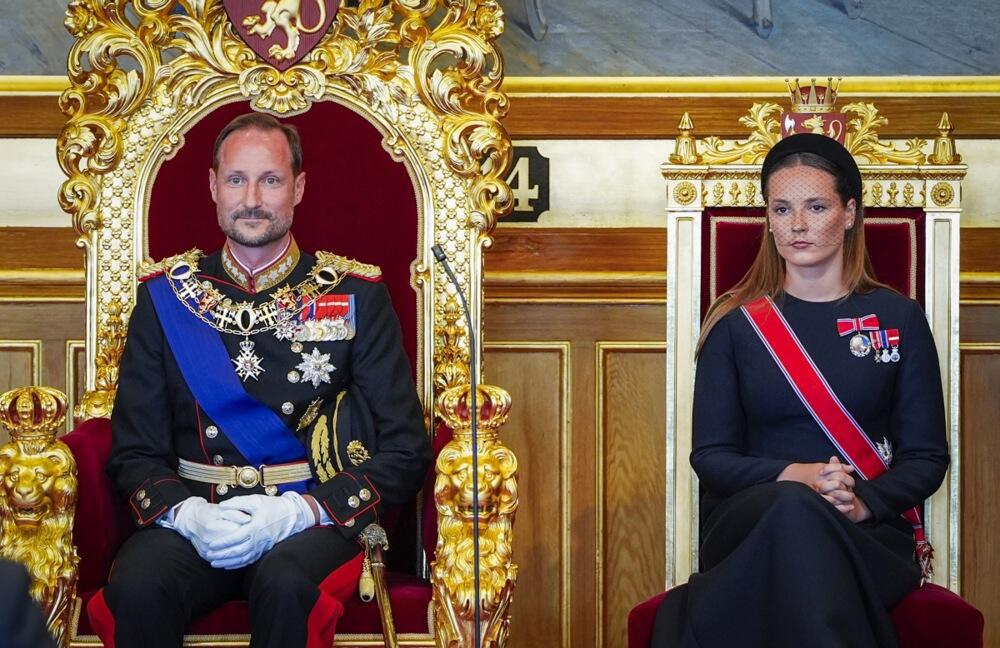 Kralj Hokon i njegova prestolonaslednica princeza Inrgid