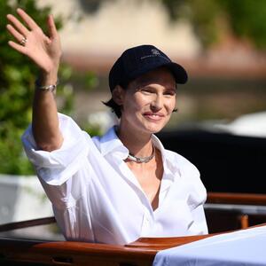 Uklonila je obe dojke da izbegne rak, pa saznala da ima karcinom jajnika: Jedna od najlepših žena Evrope se vratila!
