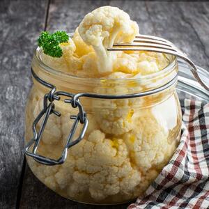 Najbolji recept za kiseli karfiol, gotov očas posla: Moćna zimnica za imunitet, protiv holesterola, zdravije srce...