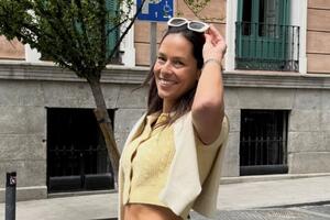 Mogu da preoblikuju figuru za sekund: Ana Ivanović ima najbolje farmerke za jesen i nema žene kojoj ne stoje dobro